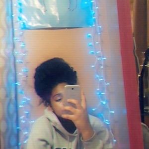 Meet your Posher, Jaida